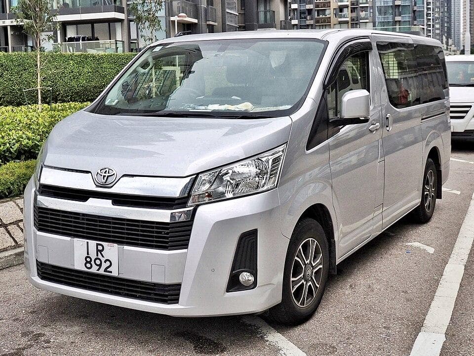 Toyota HiAce 2021